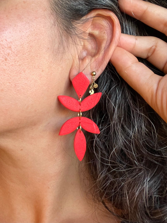 Chiara blad oorbellen - vuurrood