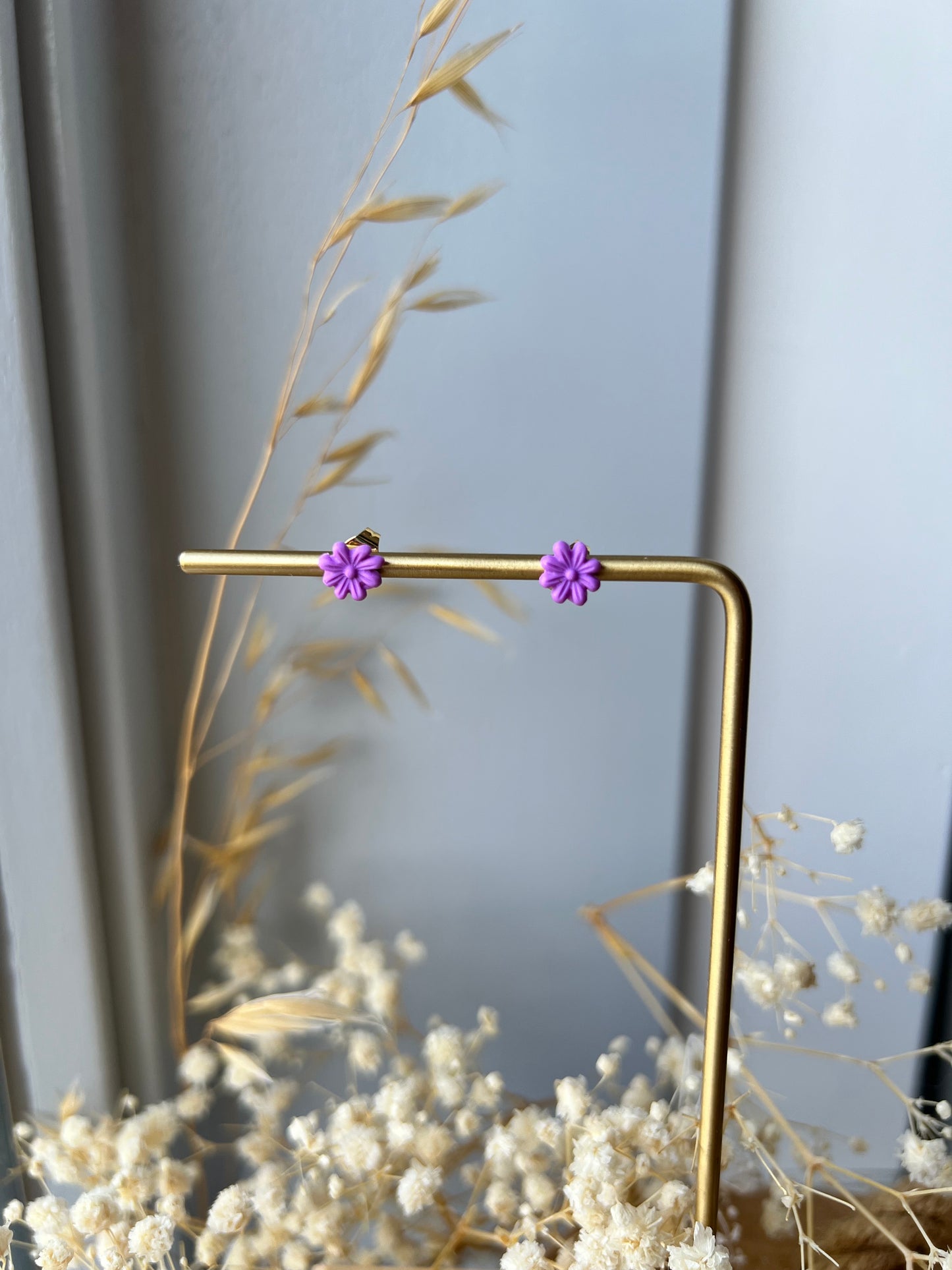 Flower stud oorbellen