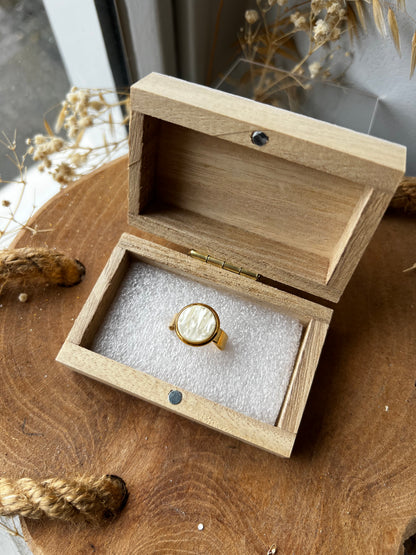 Vanille Cabochon Ring