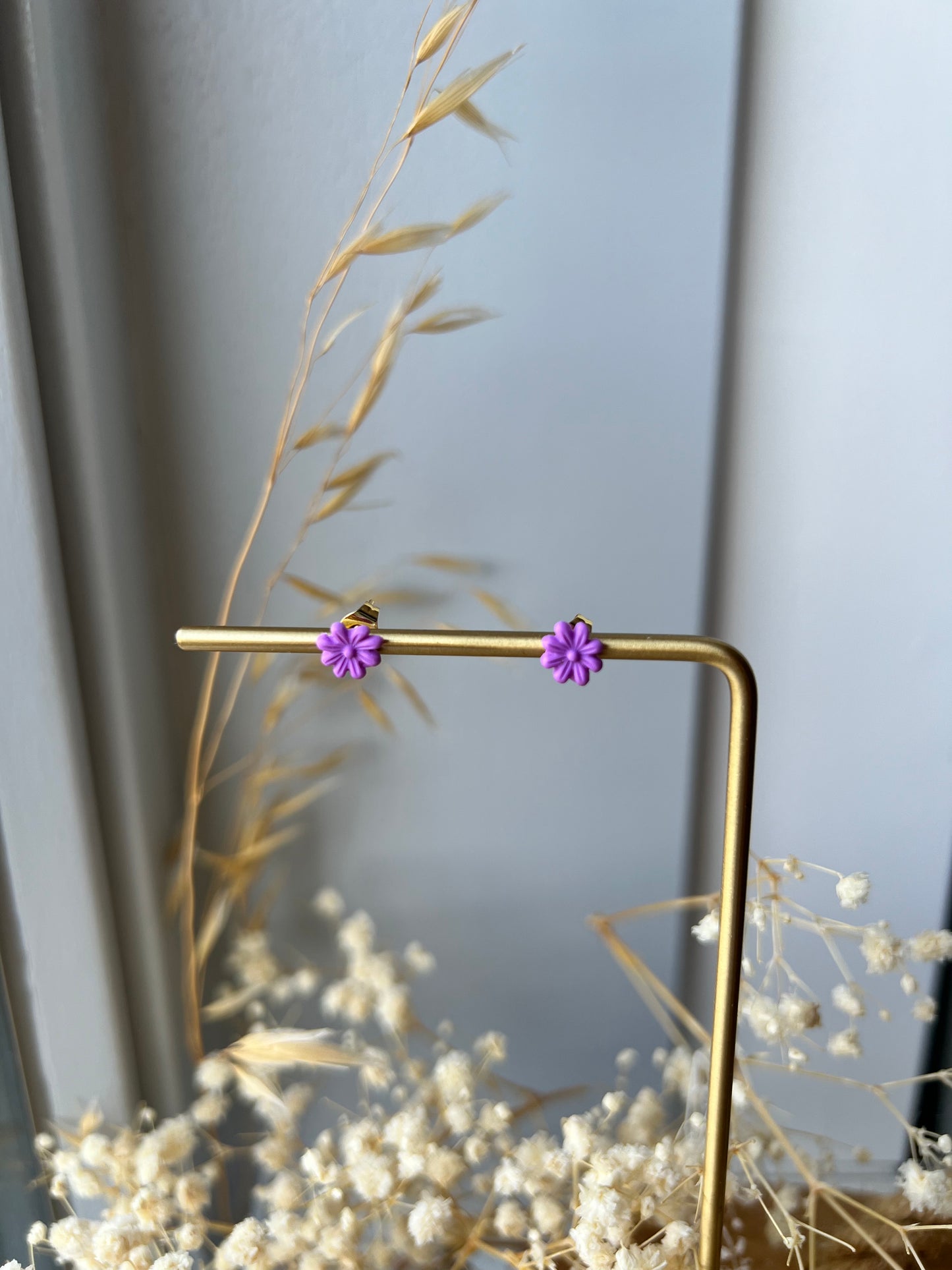 Flower stud oorbellen