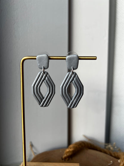 Nova – Metallic Statement Oorbellen