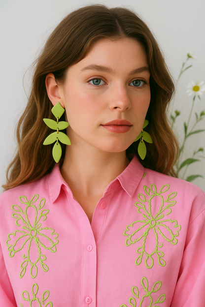 Chiara blad oorbellen - pistache